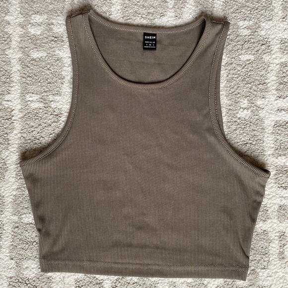 •SHEIN• NWOT Crop Tank Tops - Picture 2 of 7